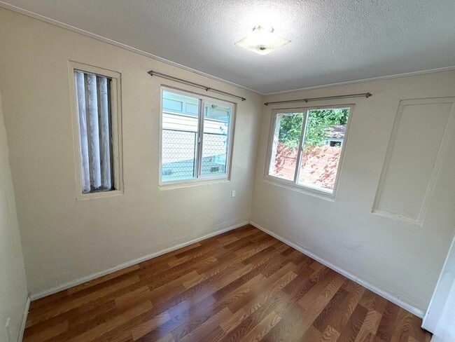 Building Photo - Biker’s Paradise: Cozy 2BR Duplex Steps from UC Davis & Downtown.