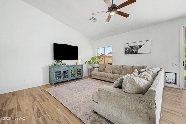 Building Photo - 9951 E Paseo San Bruno