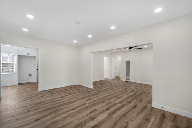 Dining/Living Room - 1002 W 122nd St