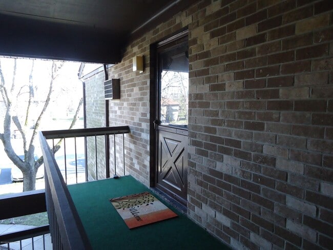 Building Photo - 142 Cross Slope Ct