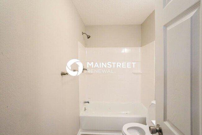 Building Photo - 5831 E 29TH TER, KANSAS CITY, MO 64129