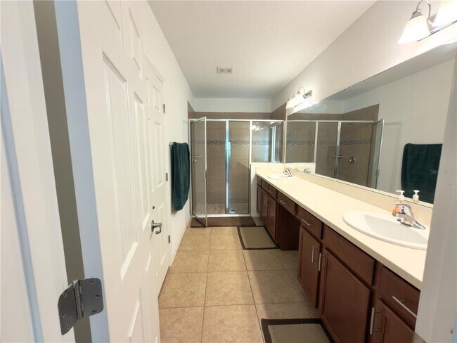 Building Photo - 3311 Bent Paddle Dr