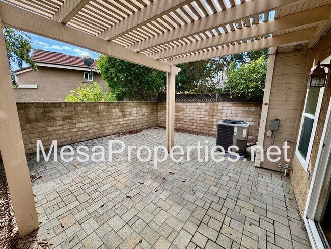 Building Photo - 8475 Lemon Grove Dr