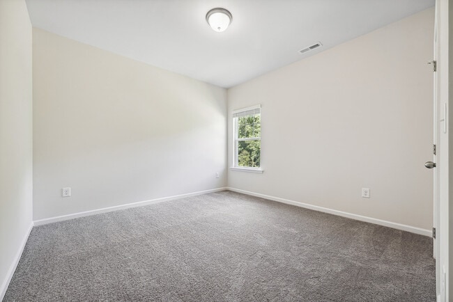 Building Photo - 131 Altair Ln