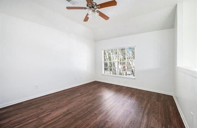 Building Photo - 17811 Scrub Oak Dr