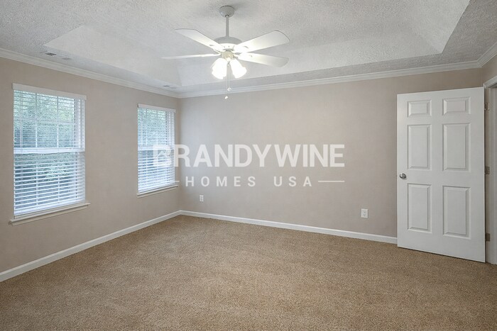 Building Photo - 2195 Pineview Trail