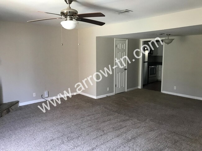 Building Photo - 366 Clearwater Dr