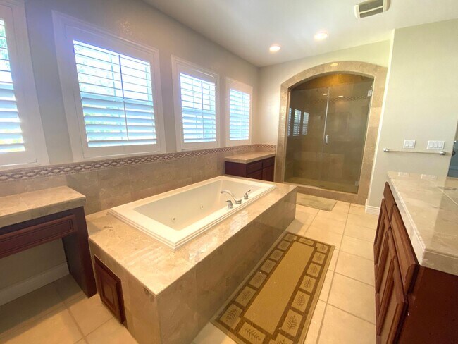 Building Photo - 3603 Fieldview Ct