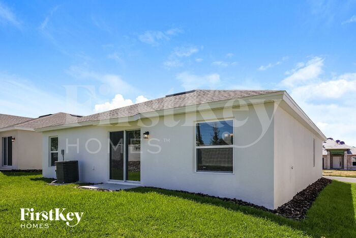 Building Photo - 619 Lindbergh Wy