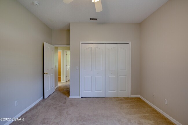 Building Photo - 4 Windwillow Ln