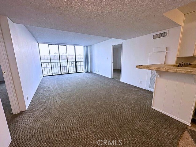 Building Photo - 1750 E Ocean Blvd