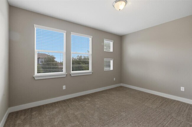 Building Photo - 7107 Mowbray St
