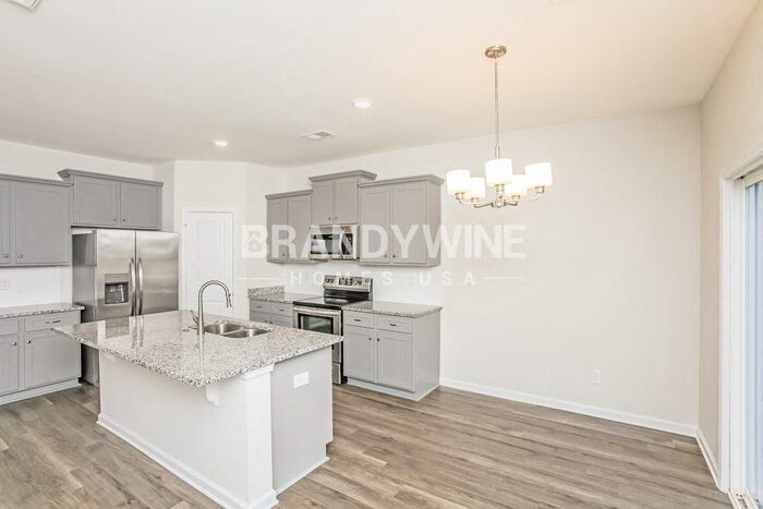 Building Photo - 423 Stonyhurst Dr