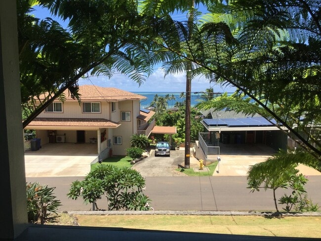 Building Photo - Pet Friendly Kaneohe House with Bay Views