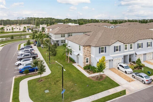 Building Photo - 14302 Editors Note St