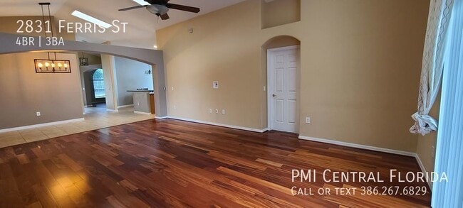 Building Photo - 2831 Ferris St