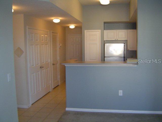 Building Photo - 235 Goldenrain Dr
