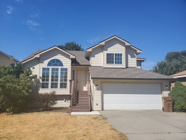Primary Photo - Cozy South Hill Home – 3 Bedrooms | Spacio...