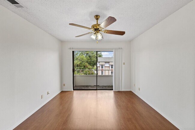 Building Photo - 3115 Helms St