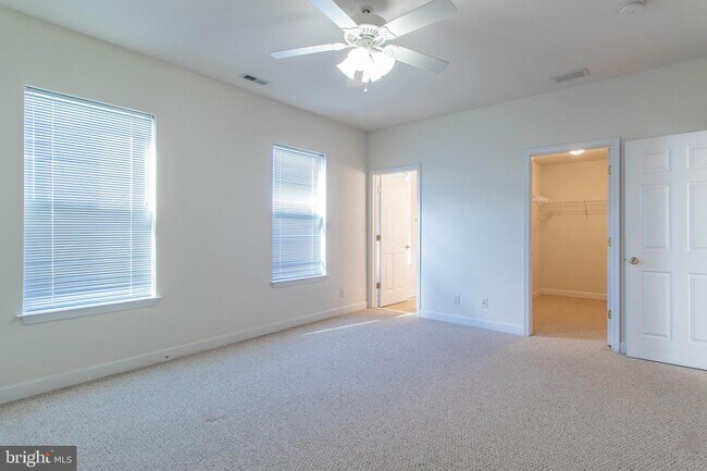 Building Photo - 1704 Shallcross Ave