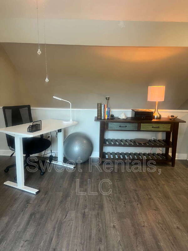 Building Photo - 47 Arabian Dr