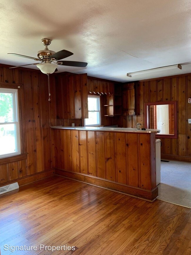Building Photo - 2 br, 1 bath House - 2016 Love Shop Road