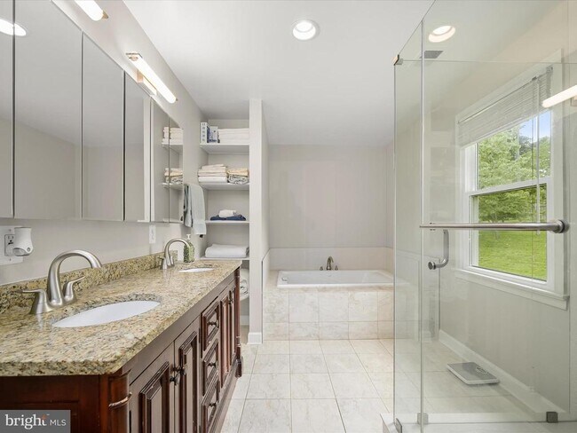 Building Photo - 7704 Zulima Ct
