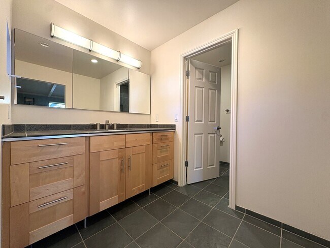 Building Photo - Beautifully Updated 5-Bedroom Home coming ...