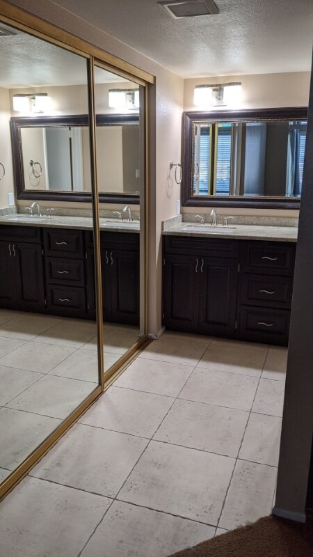 Building Photo - 5893 Mt Alifan Dr