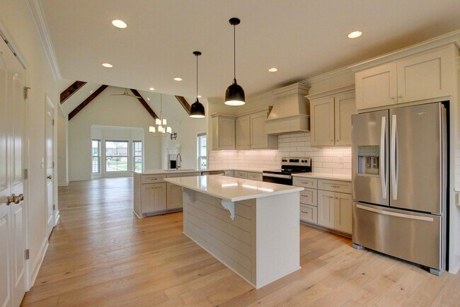 Building Photo - Custom Build in Sango.  Wow Factor