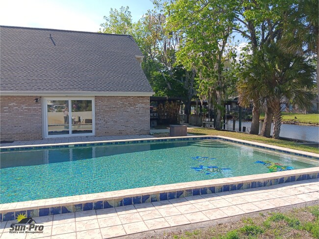 Building Photo - 9 Waterberry Cir