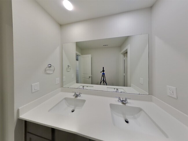 Building Photo - 22857 Terrazzo Dr