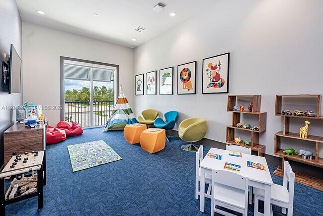 Building Photo - 9097 NW 57th St