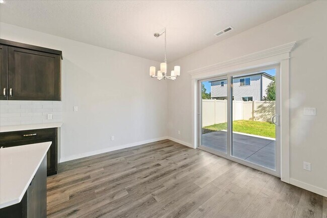 Building Photo - Meridian Spacious Retreat with Neighborhoo...