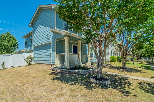 Building Photo - 1501 Davis Mountain Loop