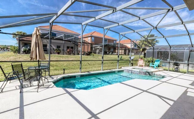 Building Photo - 251 Hypolita Ave