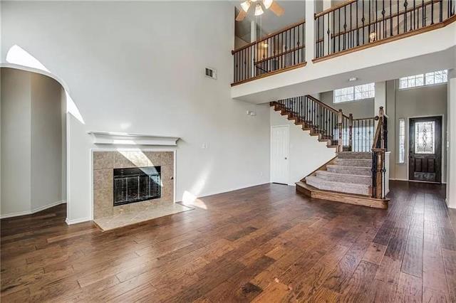 Building Photo - 5529 Crimson Oaks Dr