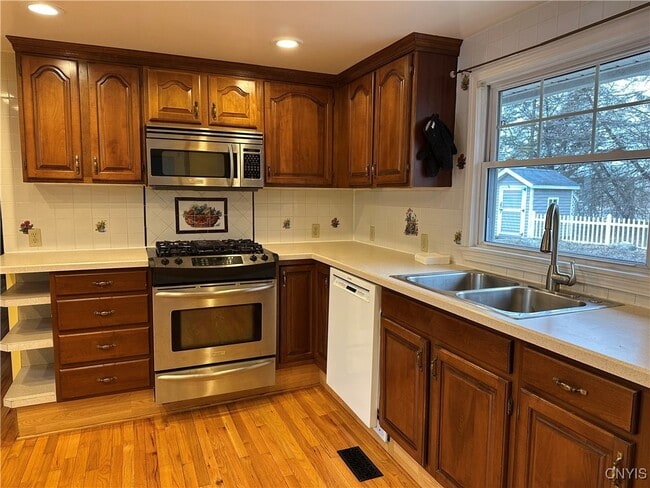 Building Photo - 7336 Wheatley Rd