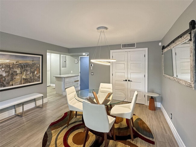 Building Photo - 2000 S Ocean Blvd