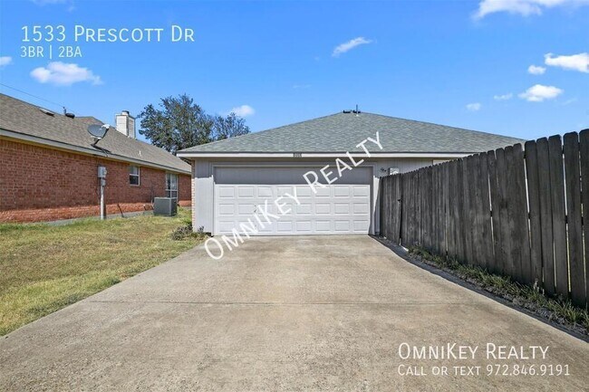 Building Photo - 1533 Prescott Dr