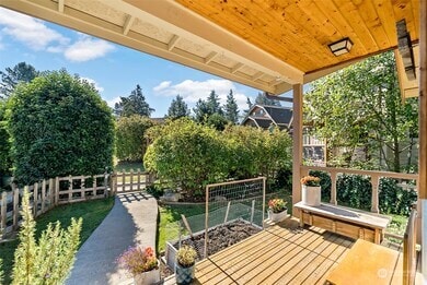 Building Photo - 1182 Hughes Ave