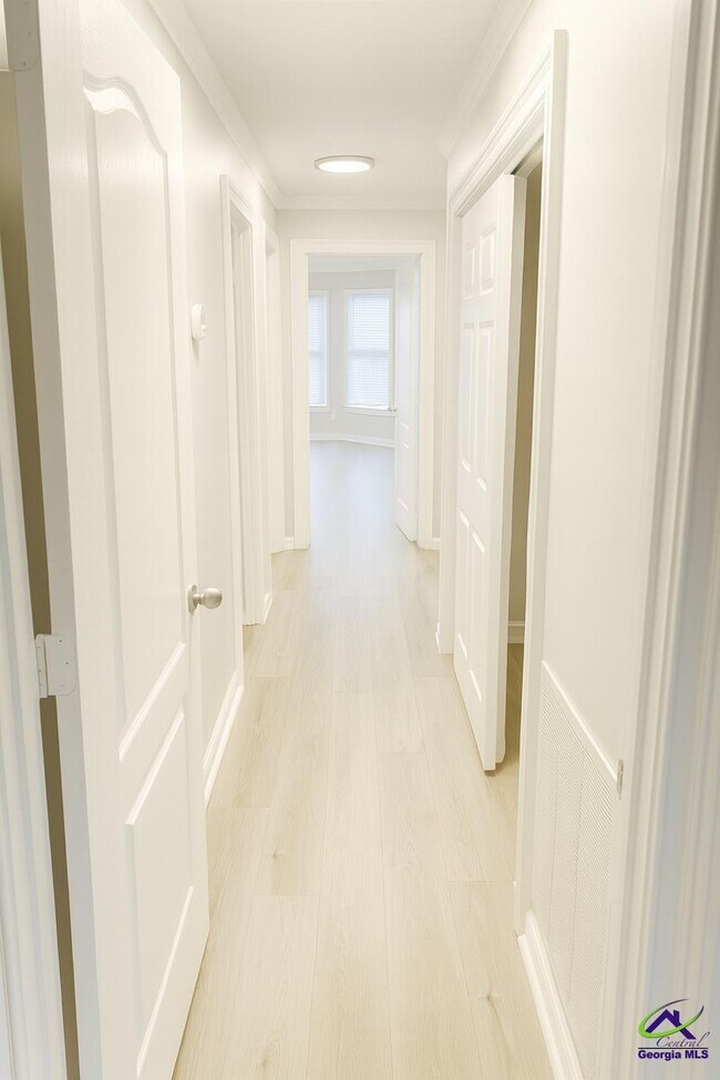 Building Photo - 102 Arbour Ct