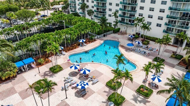Building Photo - 19370 Collins Ave