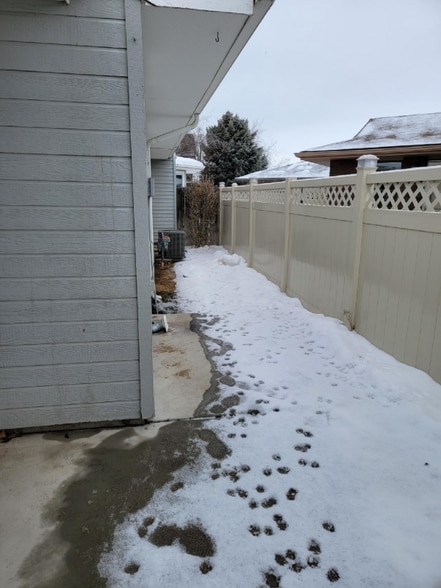 Building Photo - 620 Buckingham Dr