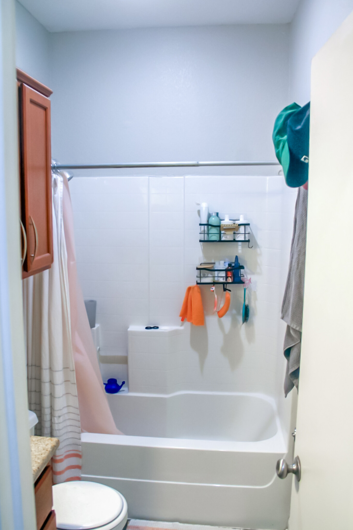 private bathroom - 2929 McLaren Dr