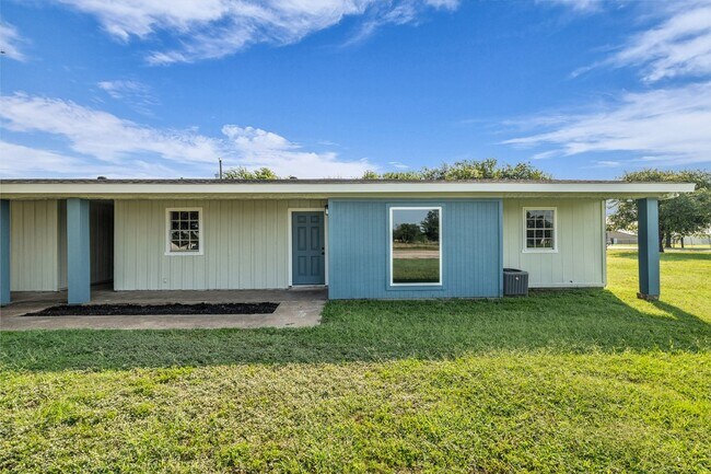 Building Photo - Country Place Apartments