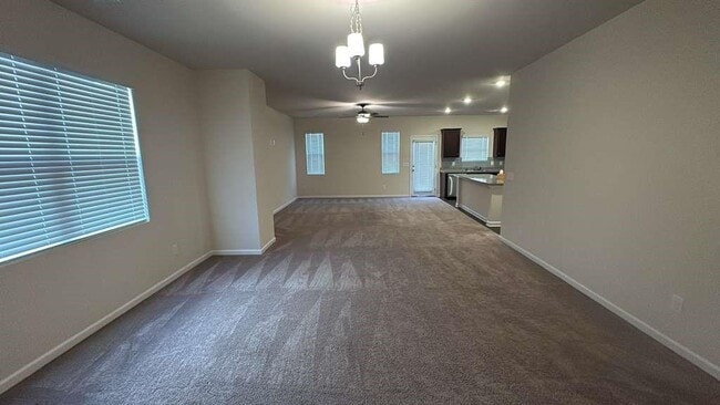 Building Photo - 105 Berry Dr