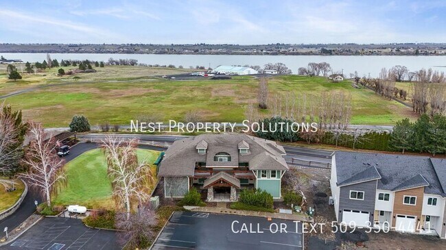 Building Photo - 6432 Melby Way NE