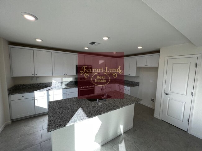 Building Photo - HOME in Lemmon Valley Community - Kay DeAlba!!