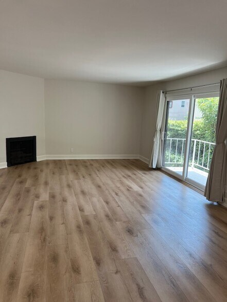 Building Photo - 4125 Inglewood Blvd
